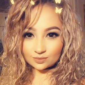 Meet your Posher, Ixcel